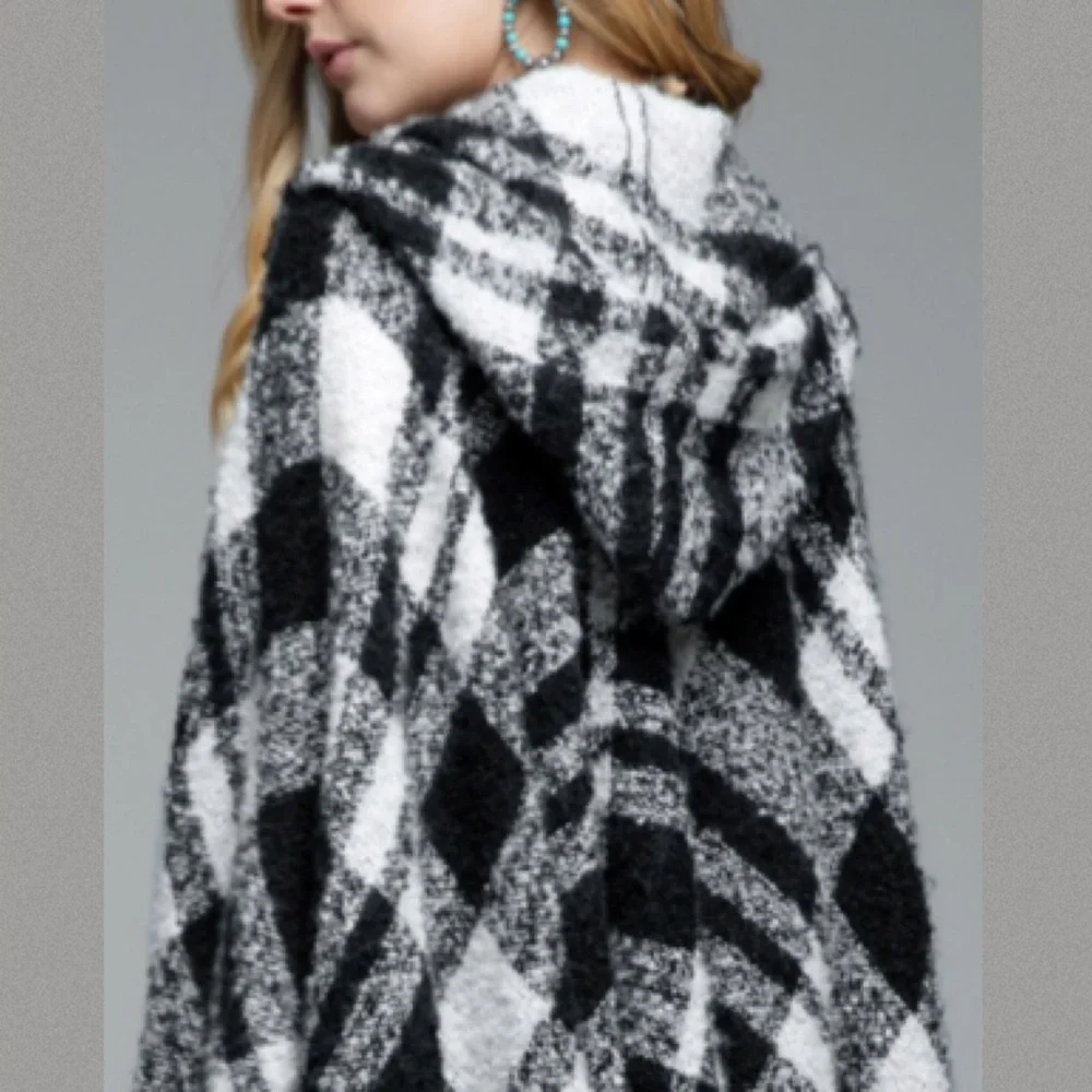 Oh So Soft Plaid Cardigan Poncho Ruana Hoodie With Fringe - Picture 13 of 13